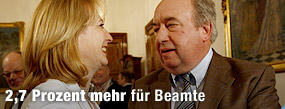 Neugebauer spricht von "sehr gutem" Ergebnis / &copy;Bild: APA/Herbert P. Oczeret