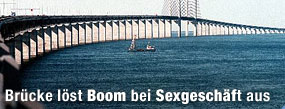 Eine Br&uuml;cke, zwei Systeme / &copy;Bild: AP/Brian Rasmussen