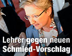 Lehrer beschlie&szlig;en Protesttag / &copy;Bild: AP/Hans Punz