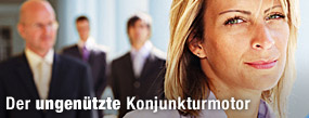 Bildung statt Panzer / &copy;Bild: Fotolia/Liv Friis-larsen